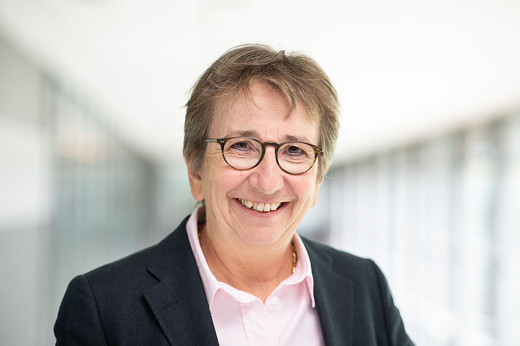Foto (Fraunhofer Gesellschaft /Stefan Obermeier 2022): Elisabeth Ewen ist neues Mitglied des Hochschulrats der Universität Paderborn. 